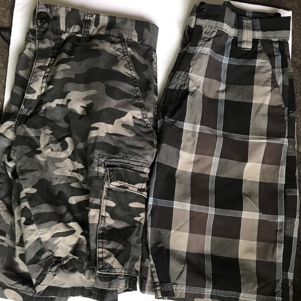 Bundle of two men shorts